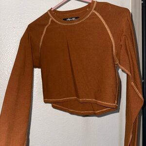 Alphalete long sleeve crop